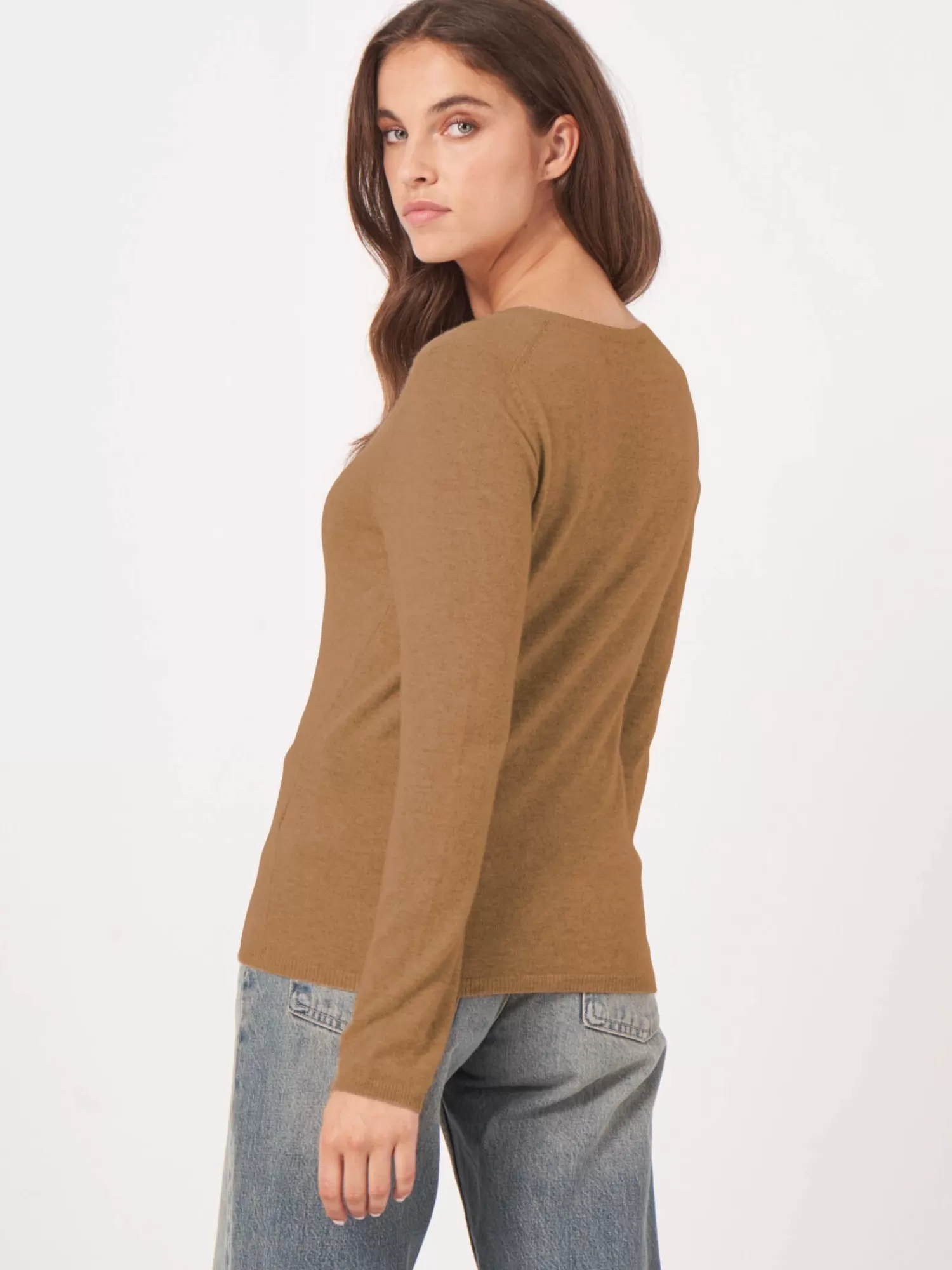 REPEAT cashmere Truien | Organic Cashmere*Basic V-hals trui van cashmere wolmix Camel