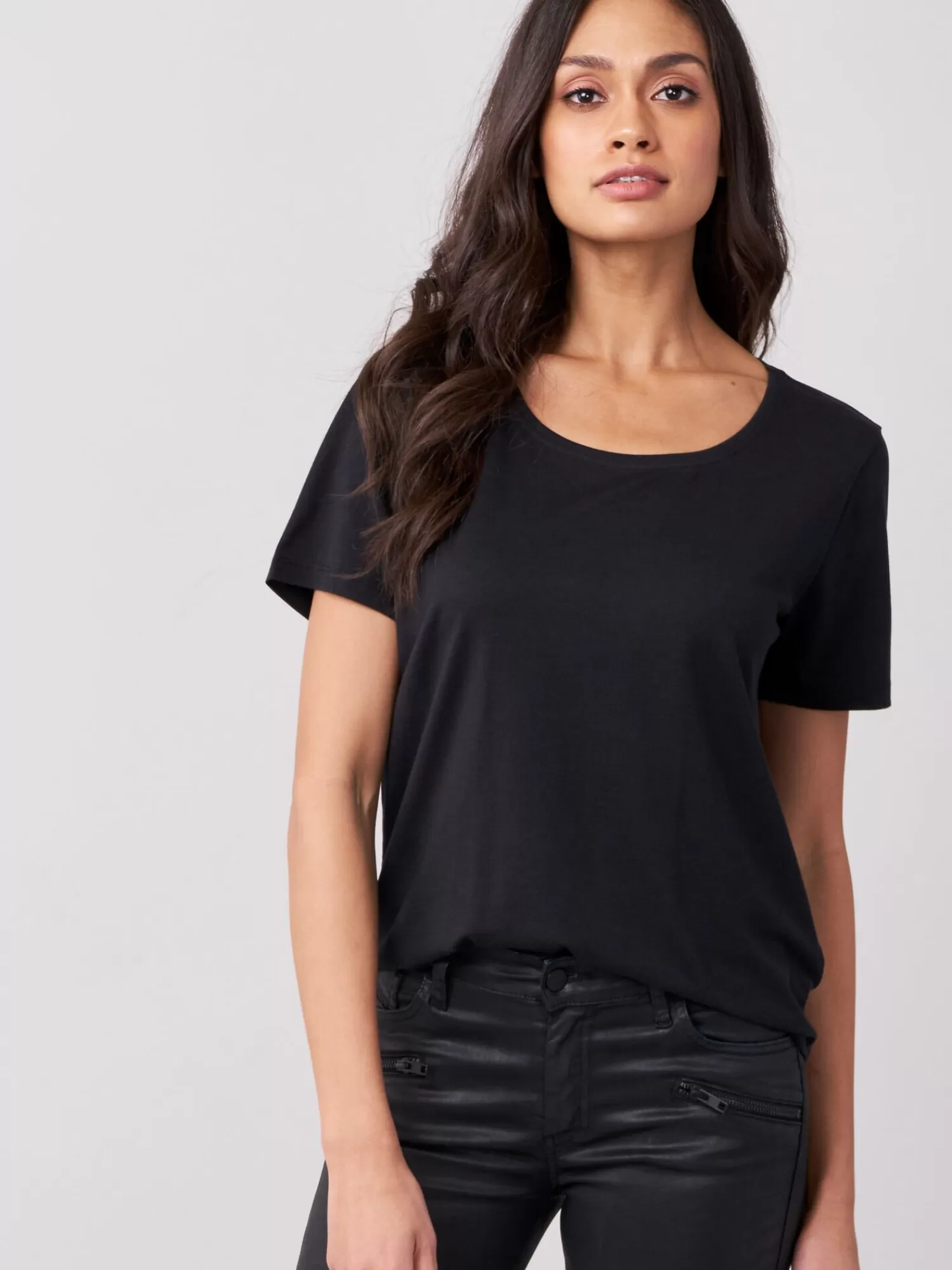 REPEAT cashmere Tops*Basic dames T-shirt Black