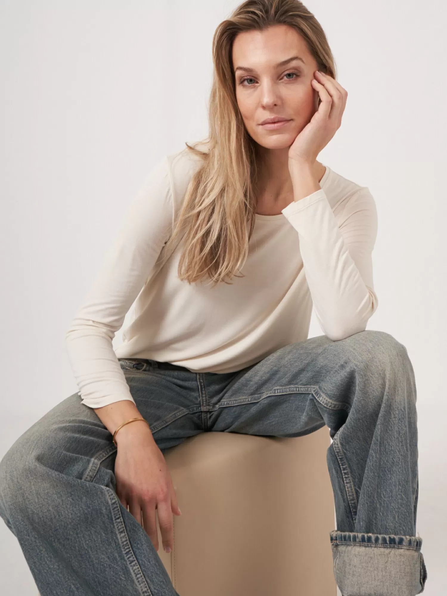 REPEAT cashmere Tops | Tops*Basic dames T-shirt met lange mouw Ivory