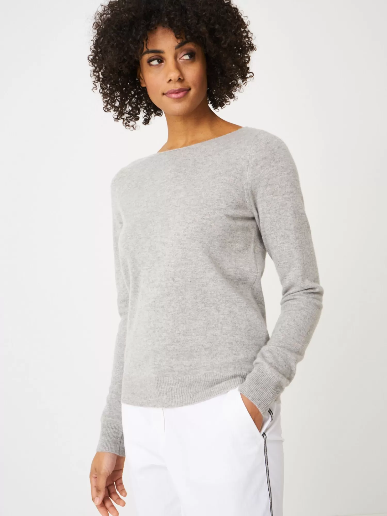 REPEAT cashmere Organic Cashmere | Truien*Basic organisch cashmere boothals trui SilverGrey