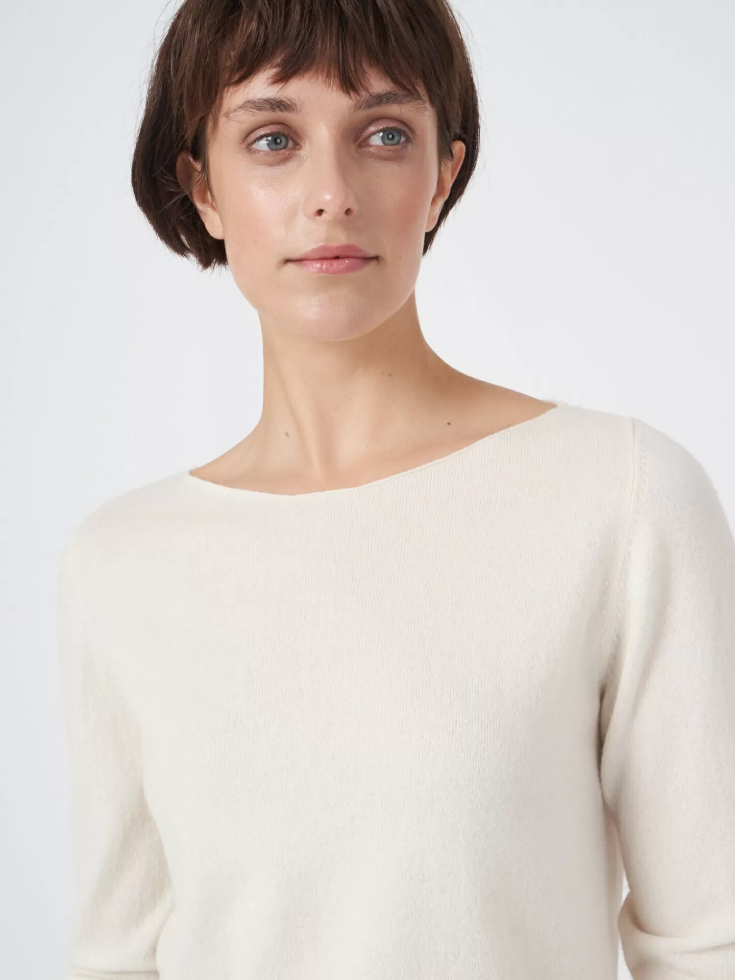 REPEAT cashmere Truien | Organic Cashmere*Basic organisch cashmere boothals trui Cream