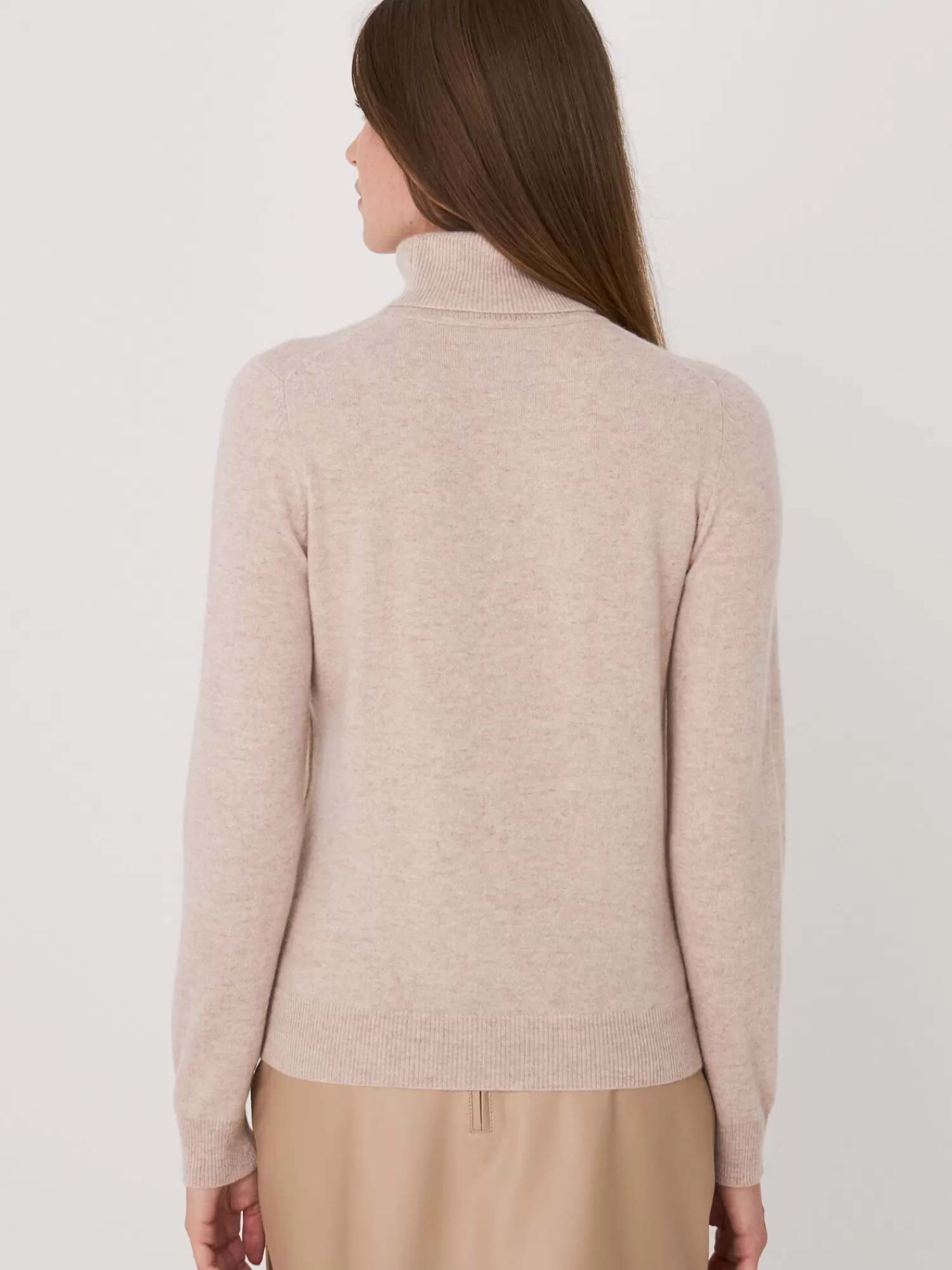 REPEAT cashmere Truien | Organic Cashmere*Basic organisch cashmere trui met rolkraag Beige