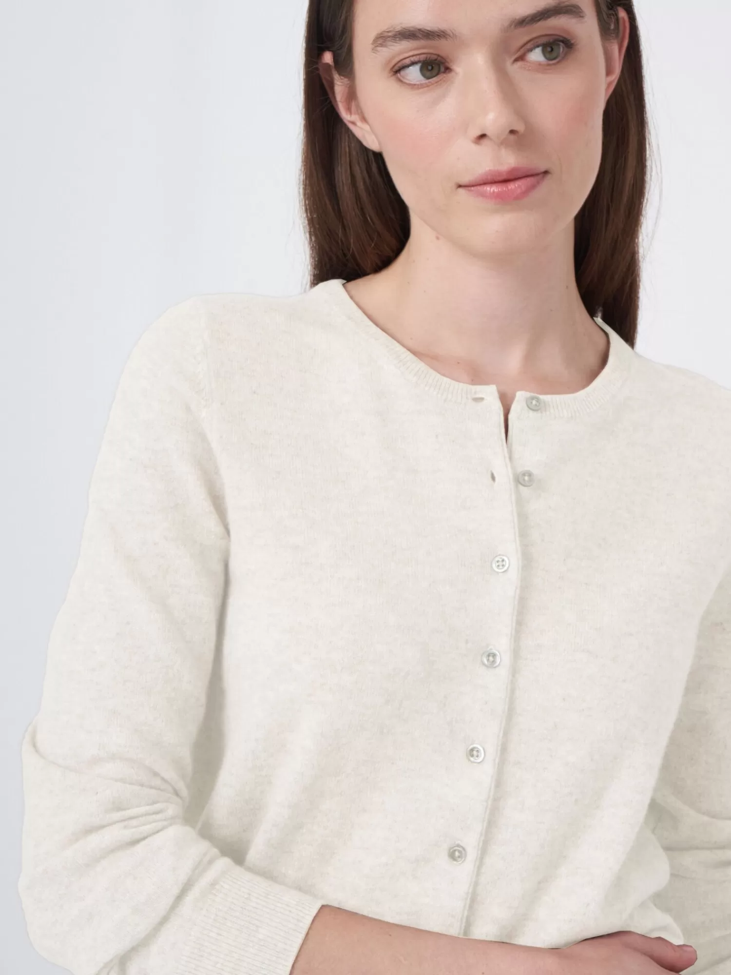 REPEAT cashmere Vesten | Vesten*Basic organisch cashmere vest met ronde hals Cream