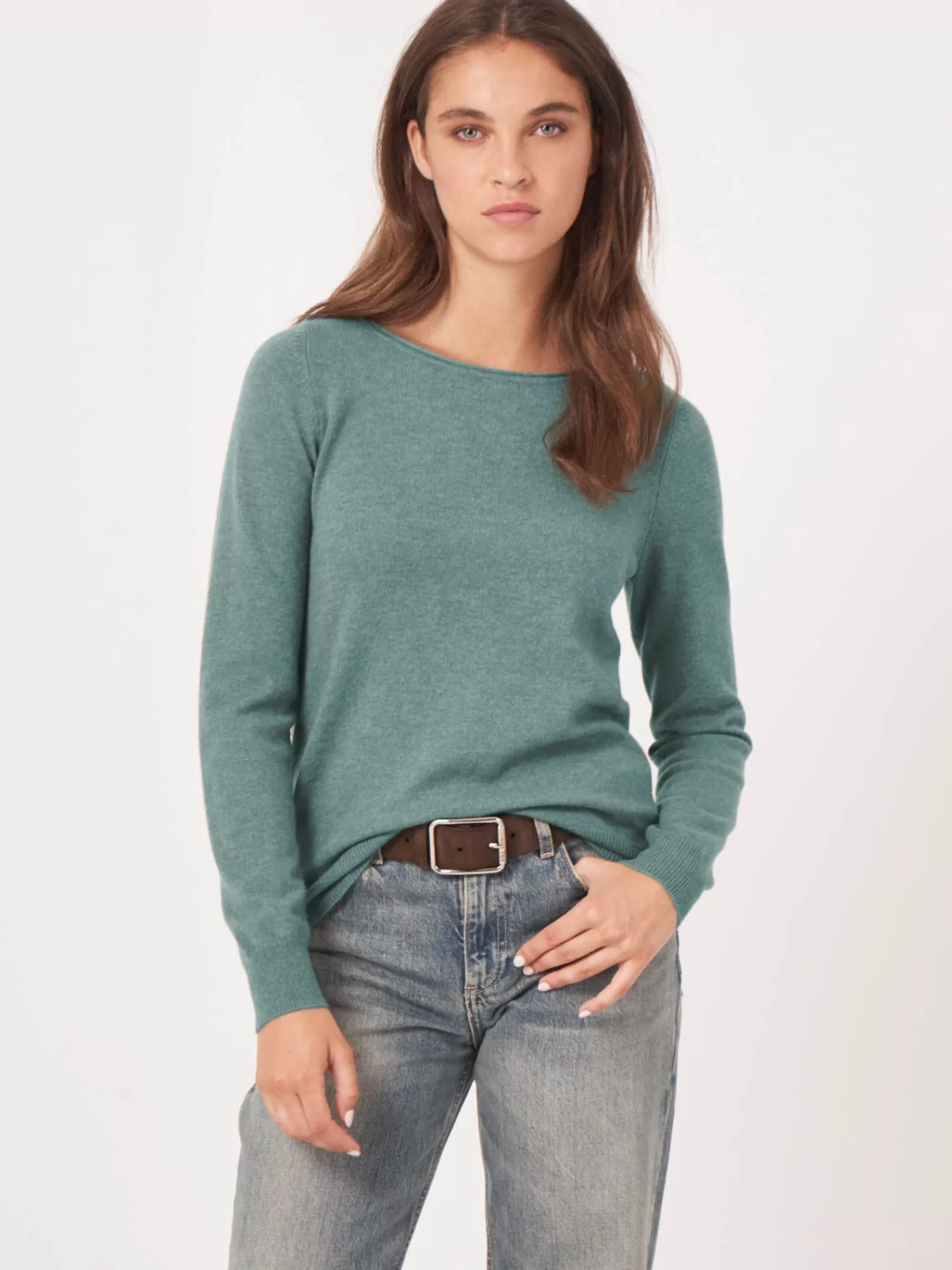 REPEAT cashmere Organic Cashmere | Truien*Basic trui met boothals van cashmere wolmix Mineral