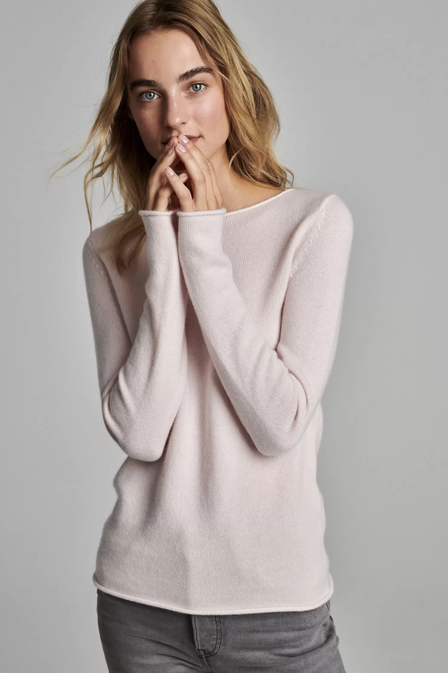 REPEAT cashmere Truien*Basic trui van biologisch cashmere Powder