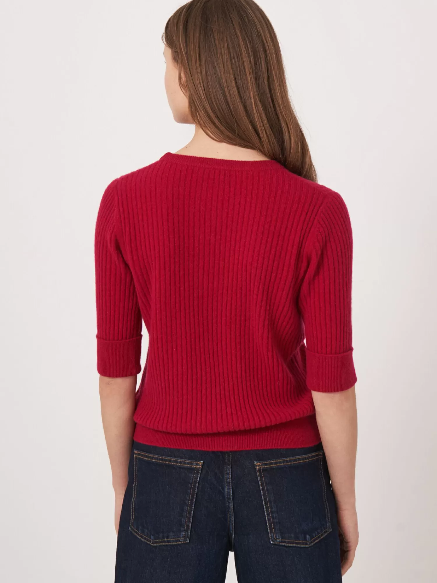 REPEAT cashmere Truien*Cashmere trui met korte mouwen van fijn ribbreisel Ruby