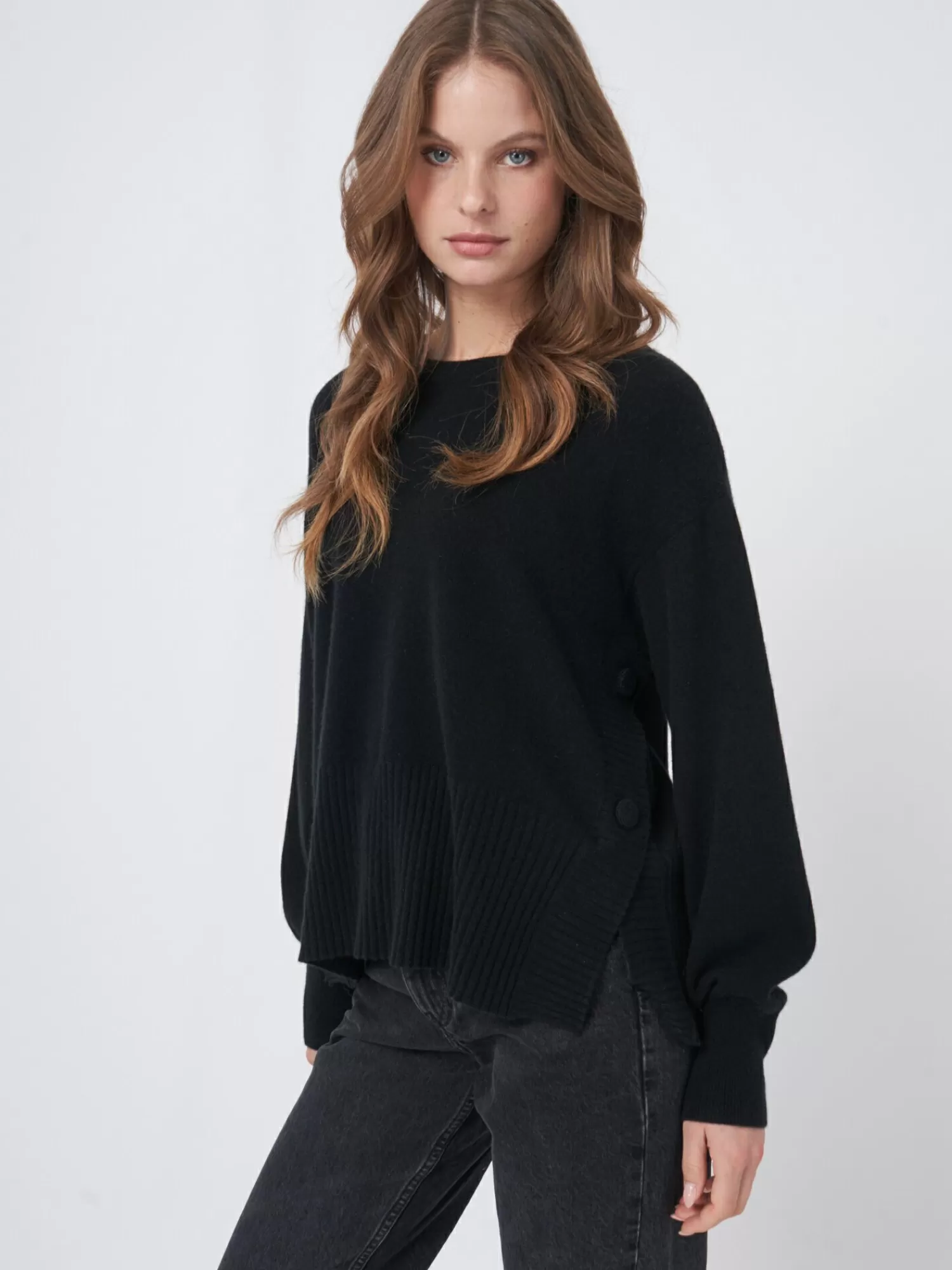 REPEAT cashmere Truien*Cashmere trui met zijknopen Black