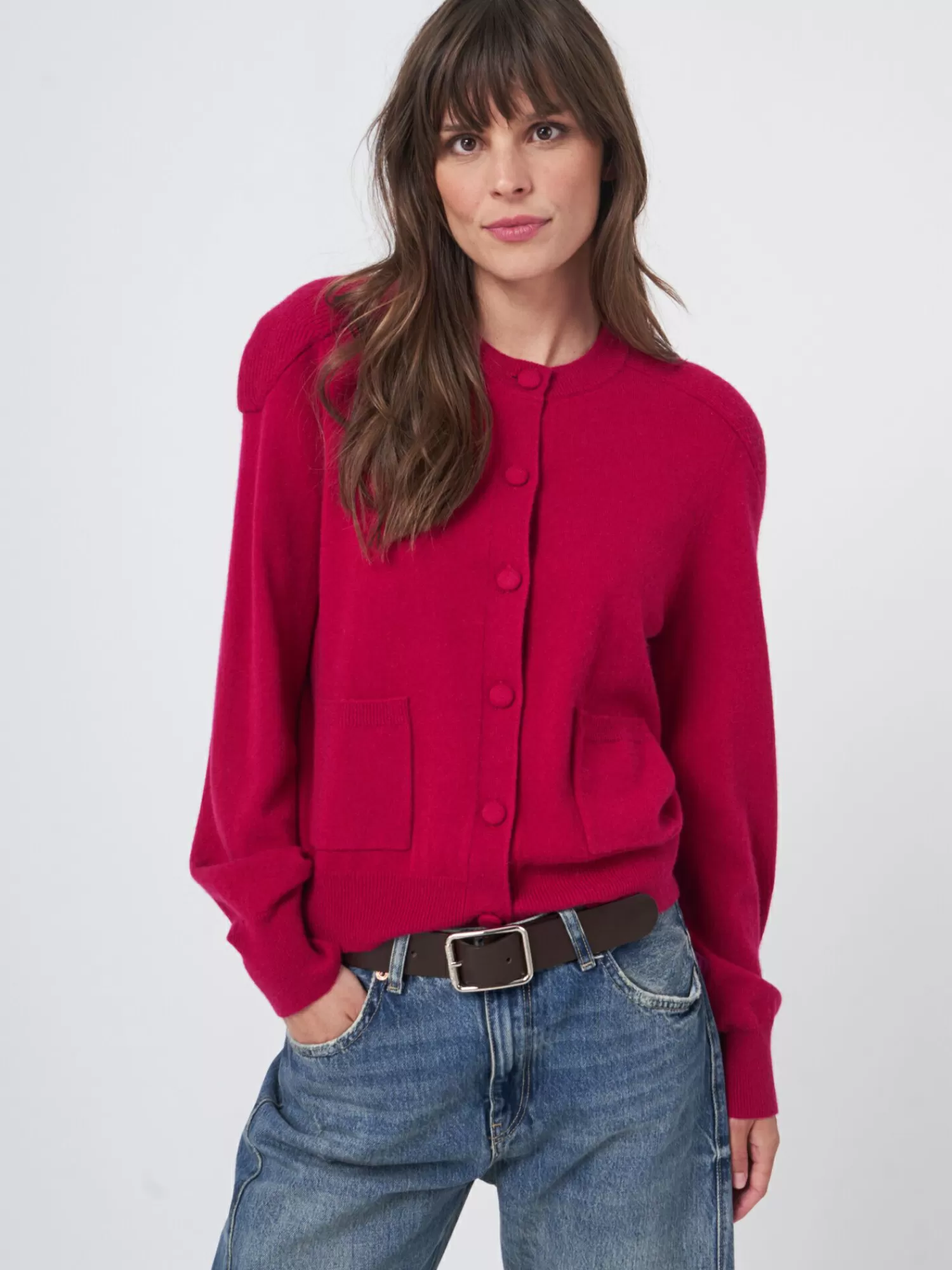 REPEAT cashmere Vesten*Cashmere vest met knopen en schouderdetail Ruby