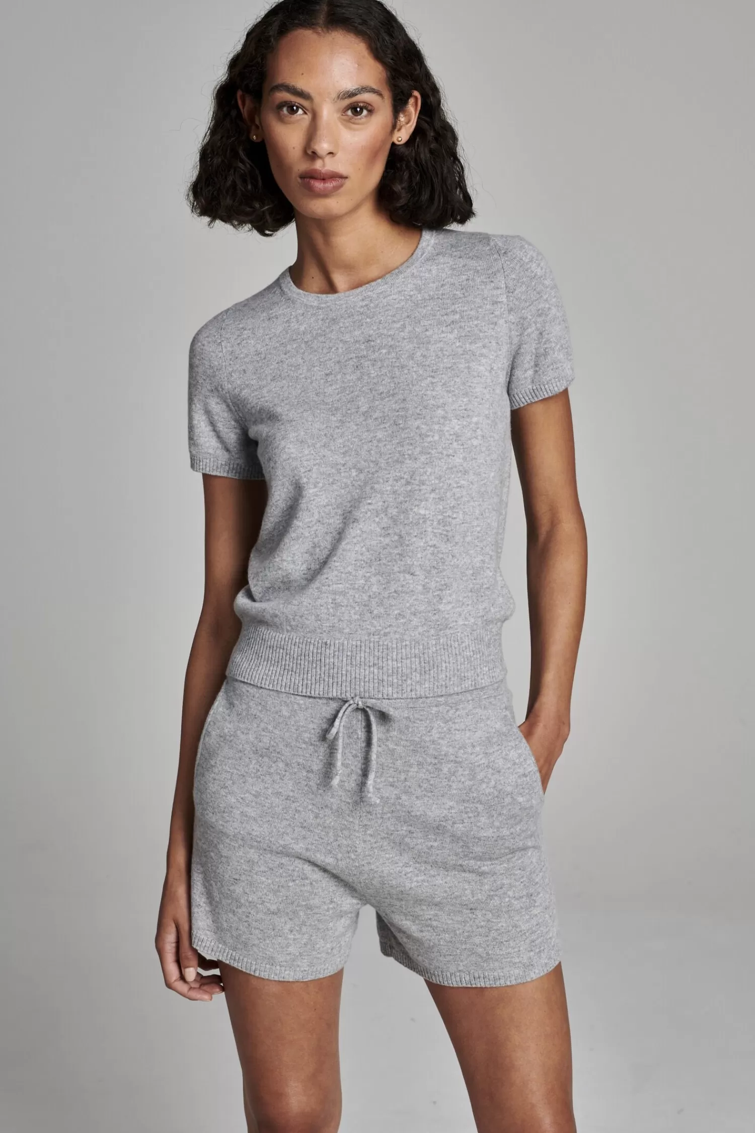 REPEAT cashmere Broeken*Gebreide cashmere short Grey