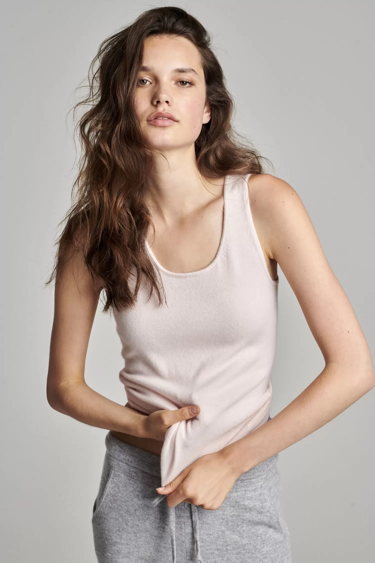 REPEAT cashmere Tops*Gebreide cashmere top met ronde hals Powder