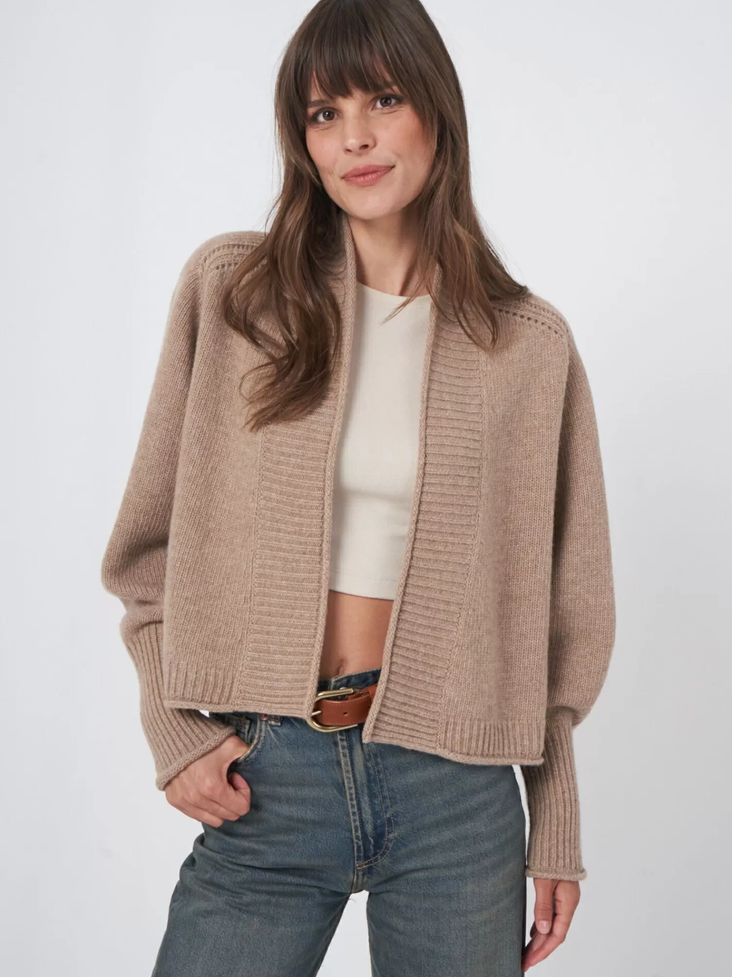 REPEAT cashmere Vesten*Kort wollen vest met pointelle details Taupe