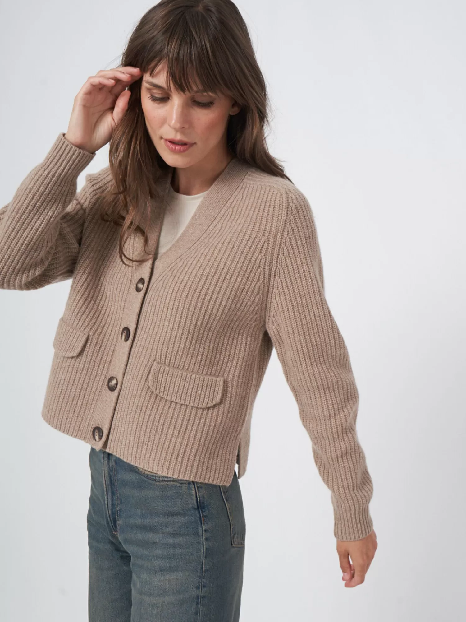 REPEAT cashmere Vesten*Korte ribgebreide cardigan van Italiaanse wol Taupe