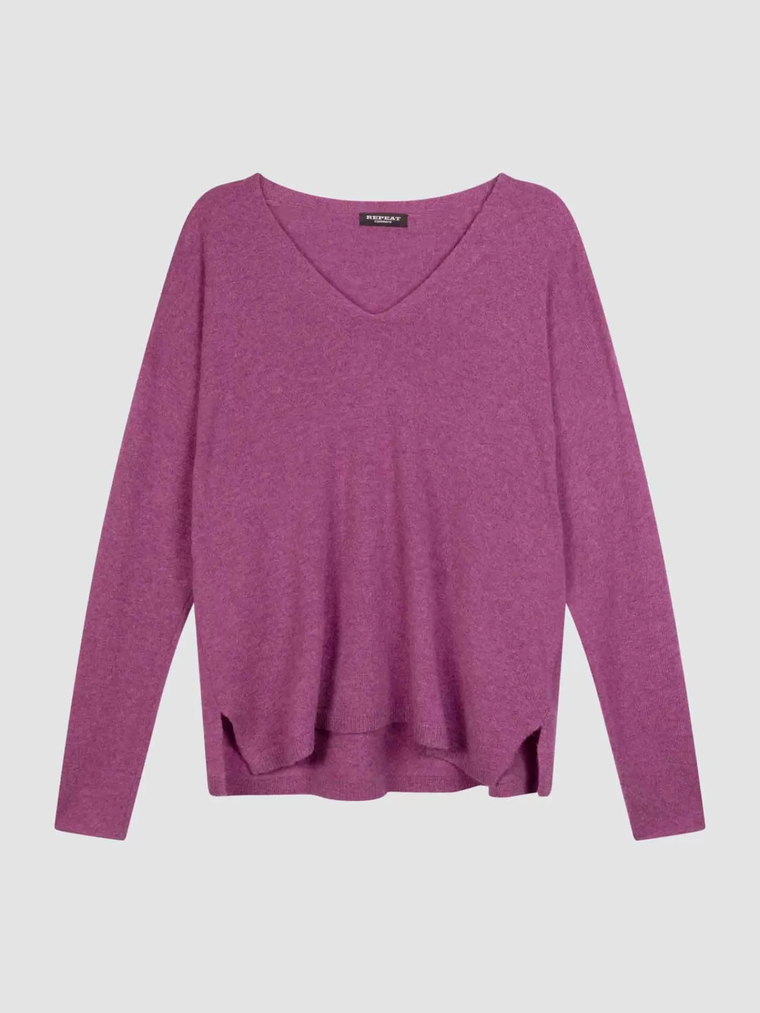 REPEAT cashmere Organic Cashmere | Truien*Lichte cashmere sweater met V-hals Grape