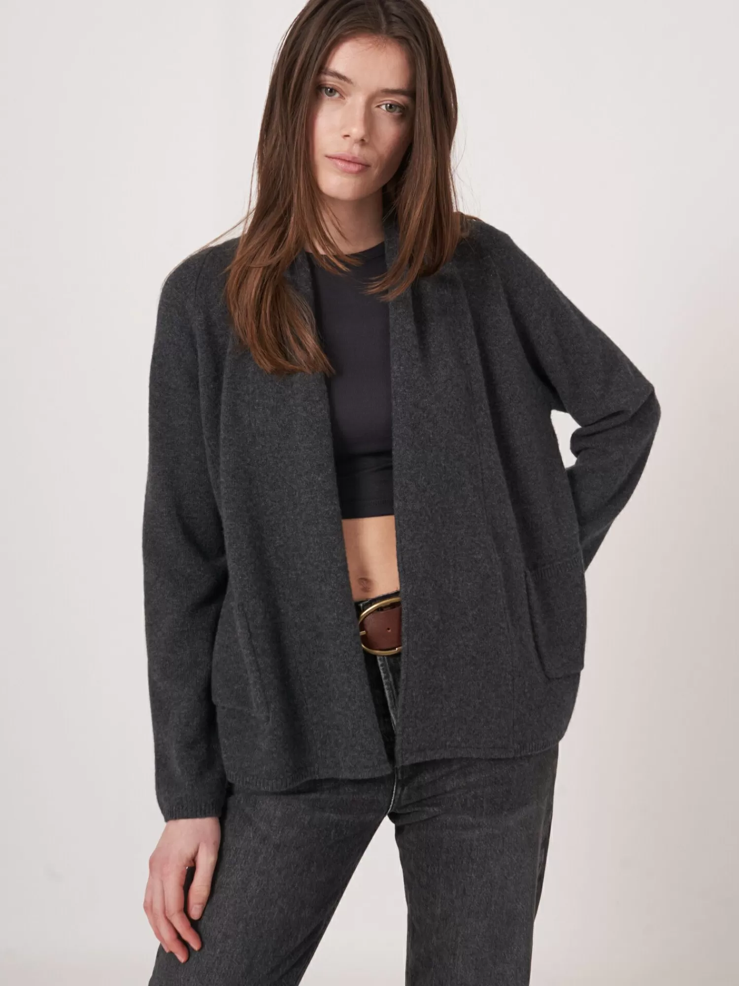 REPEAT cashmere Vesten*Openvallend cashmere vest Charcoal