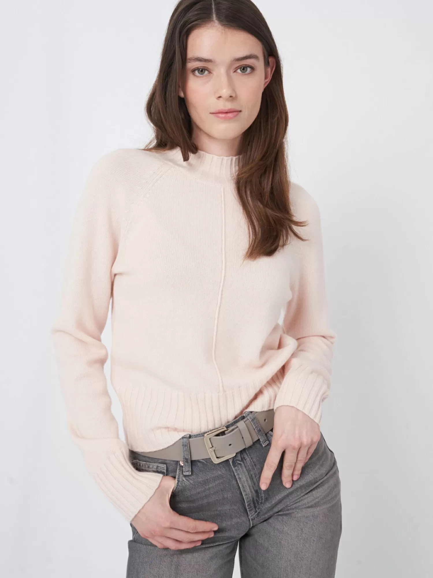 REPEAT cashmere Organic Cashmere | Truien*Organisch cashmere sweater met geribde staande kraag Pearl