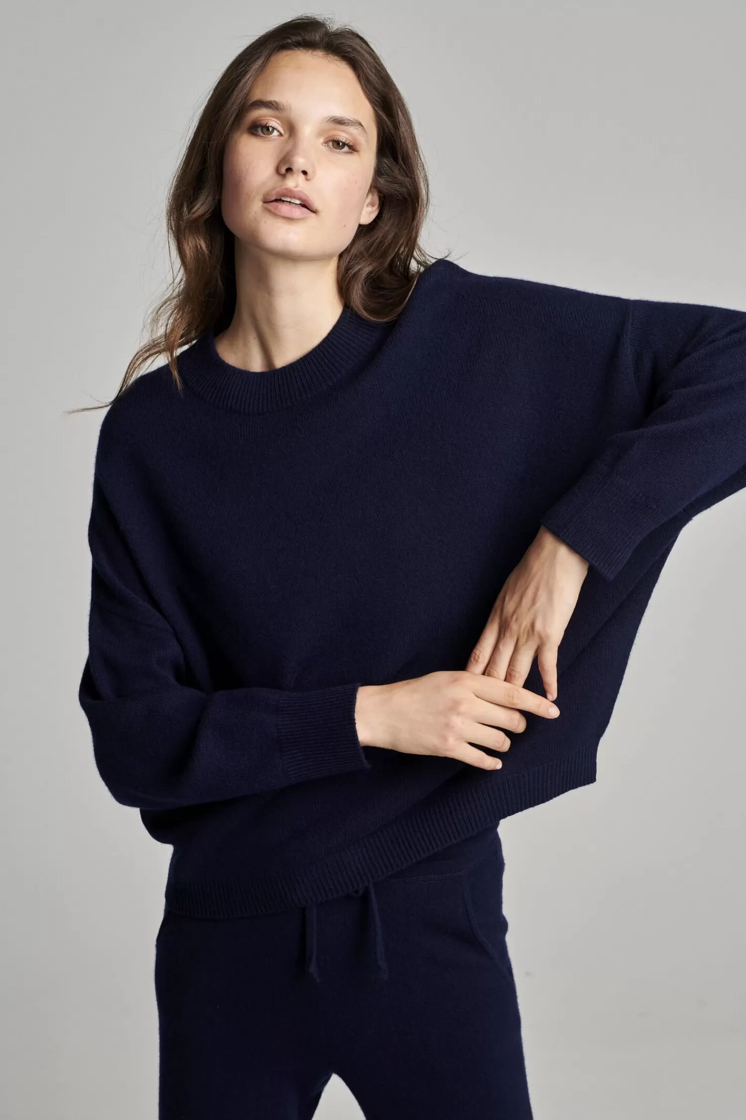 REPEAT cashmere Truien*Oversized cashmere trui Navy