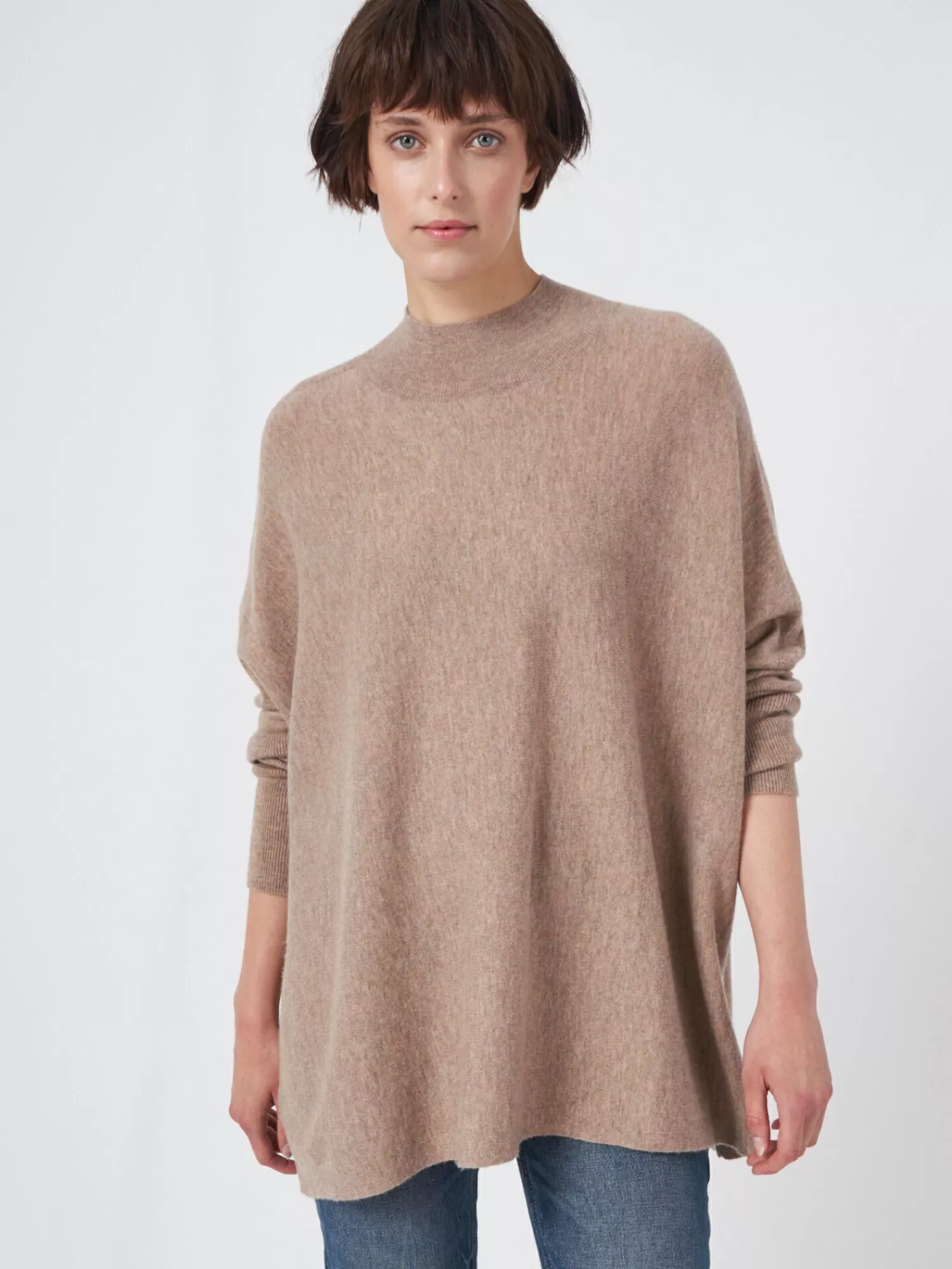 REPEAT cashmere Poncho's | Truien*Oversized fijn gebreide poncho trui van cashmere-mix Taupe