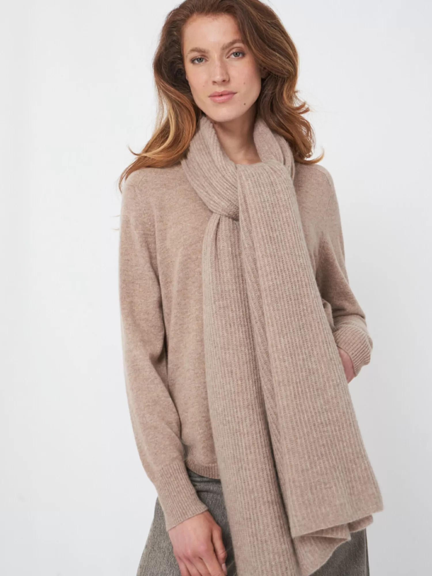 REPEAT cashmere Sjaals*Oversized geribde cashmere sjaal Taupe