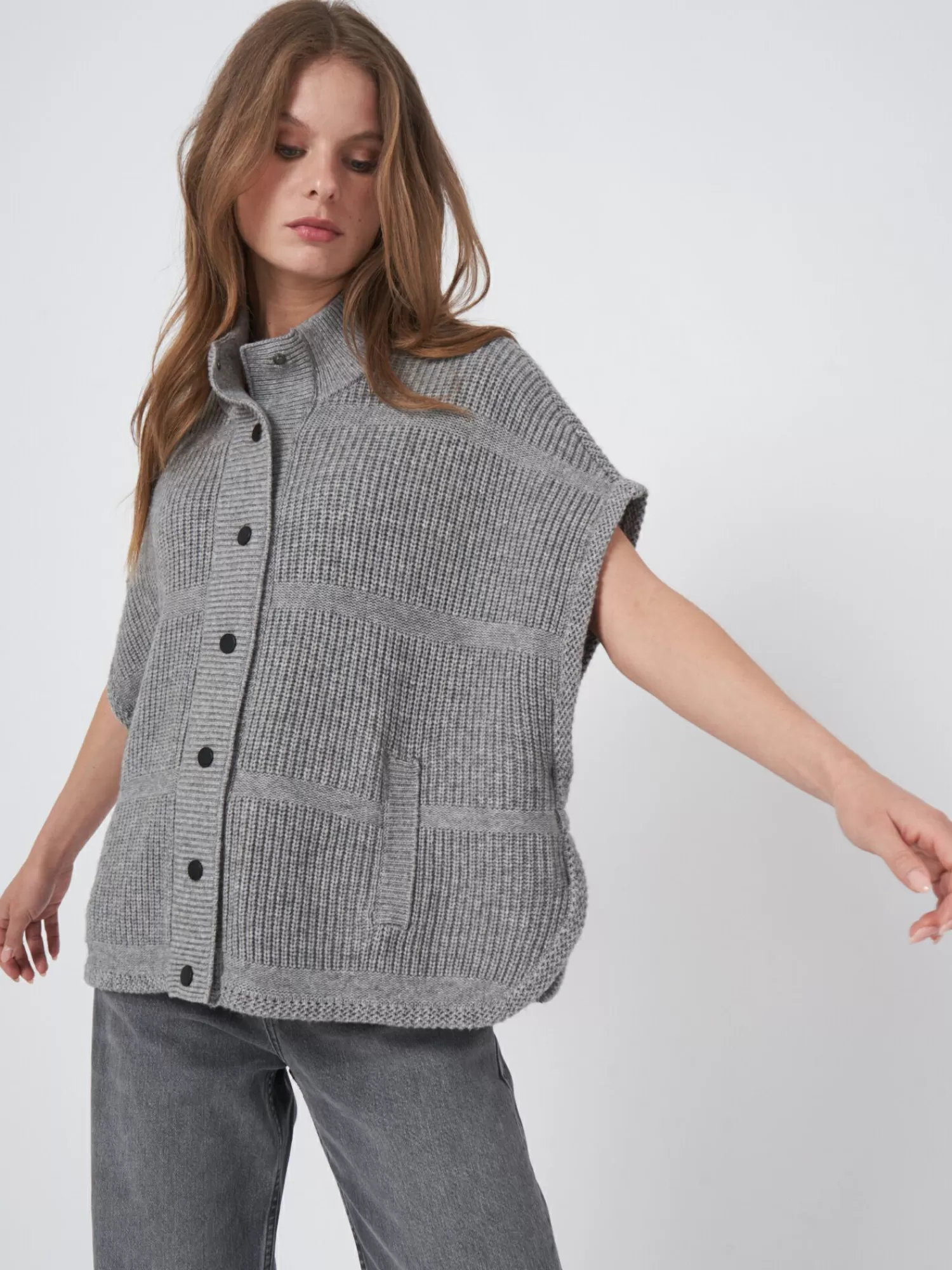 REPEAT cashmere Poncho's*Poncho met drukknopen en verschillende geribde texturen LightGrey