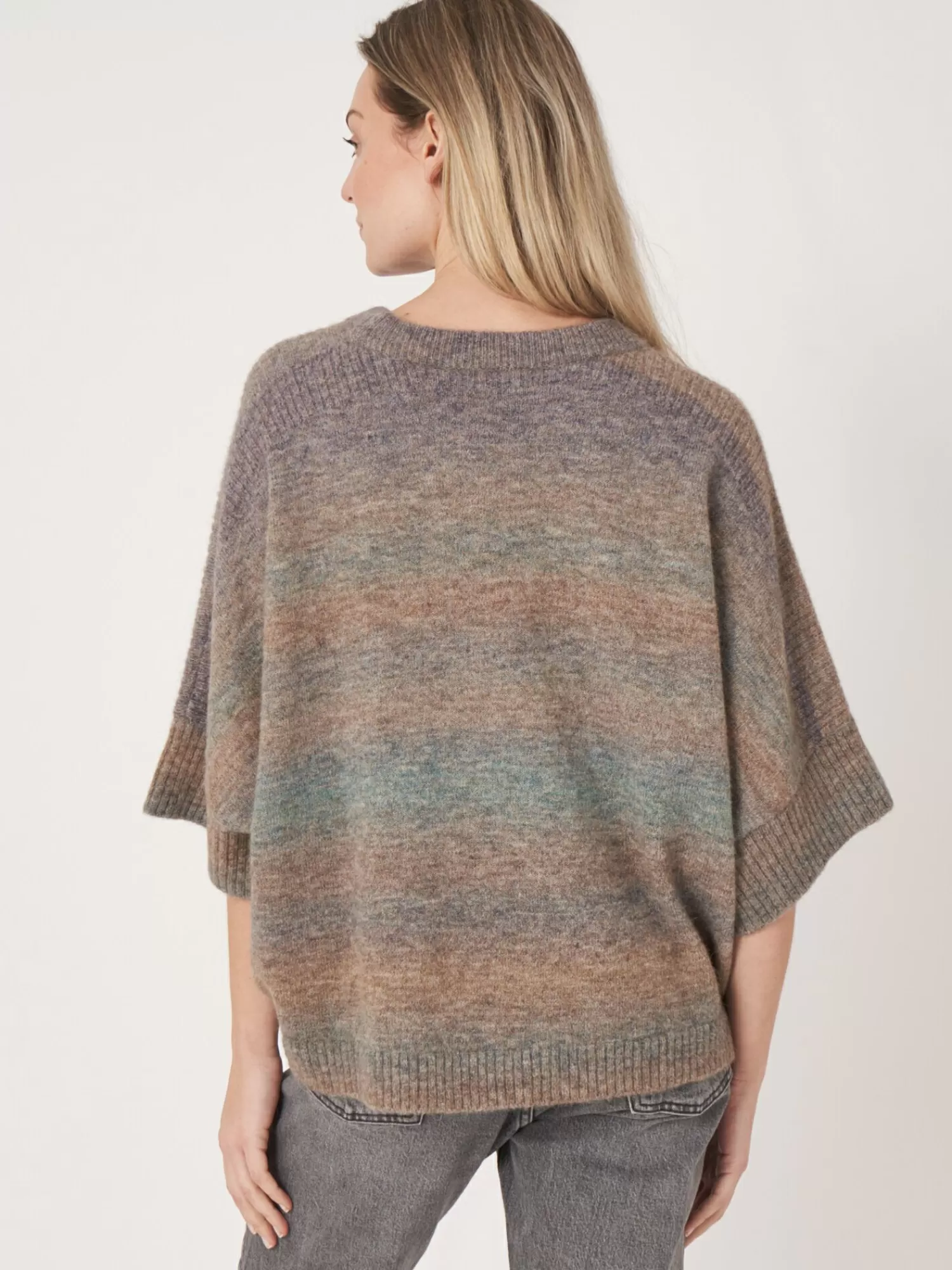 REPEAT cashmere Truien*Space dye poncho van Italiaanse wol-mix Med.Grey