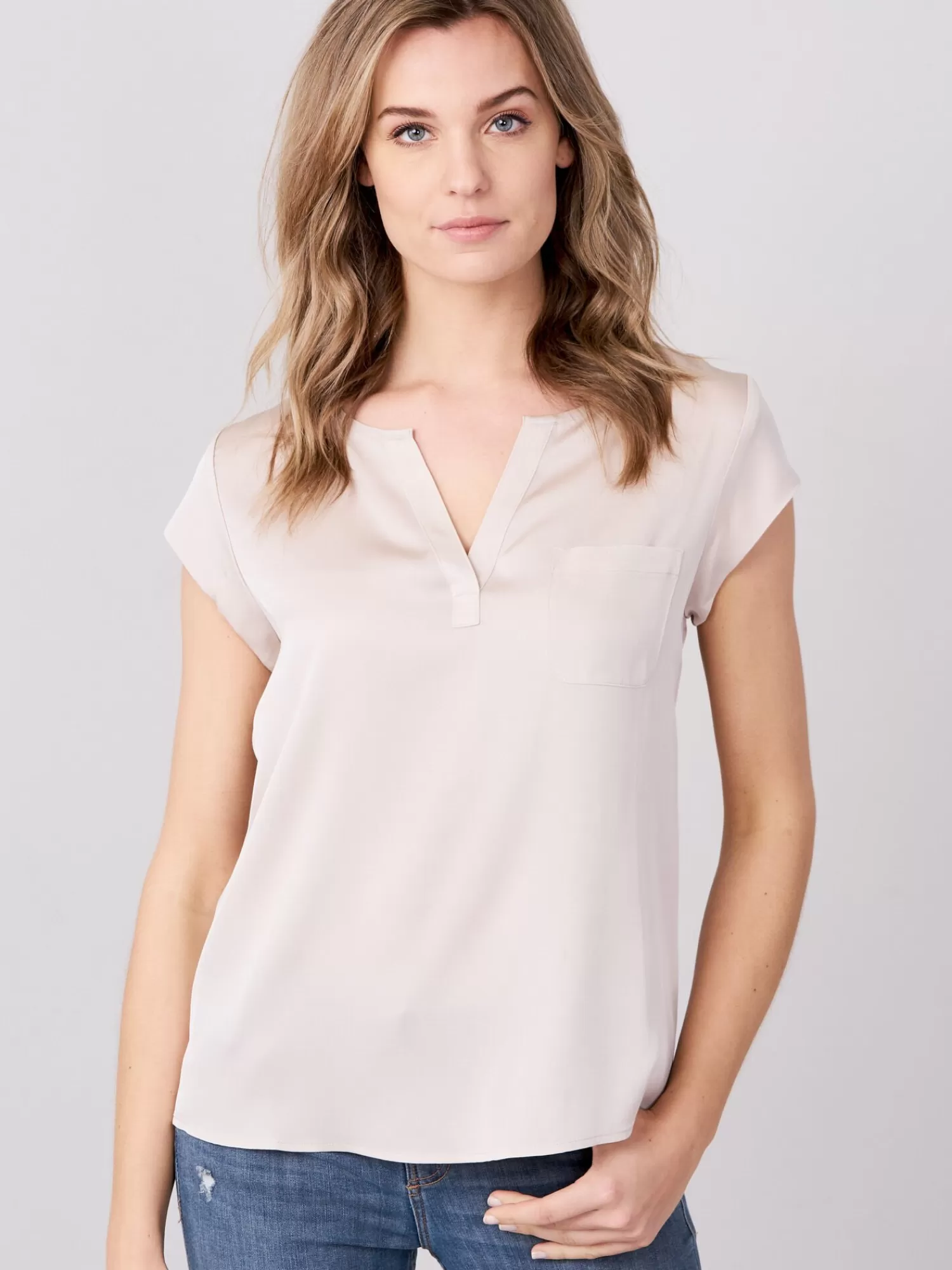 REPEAT cashmere Tops | Blouses*Top met borstzakje Beige