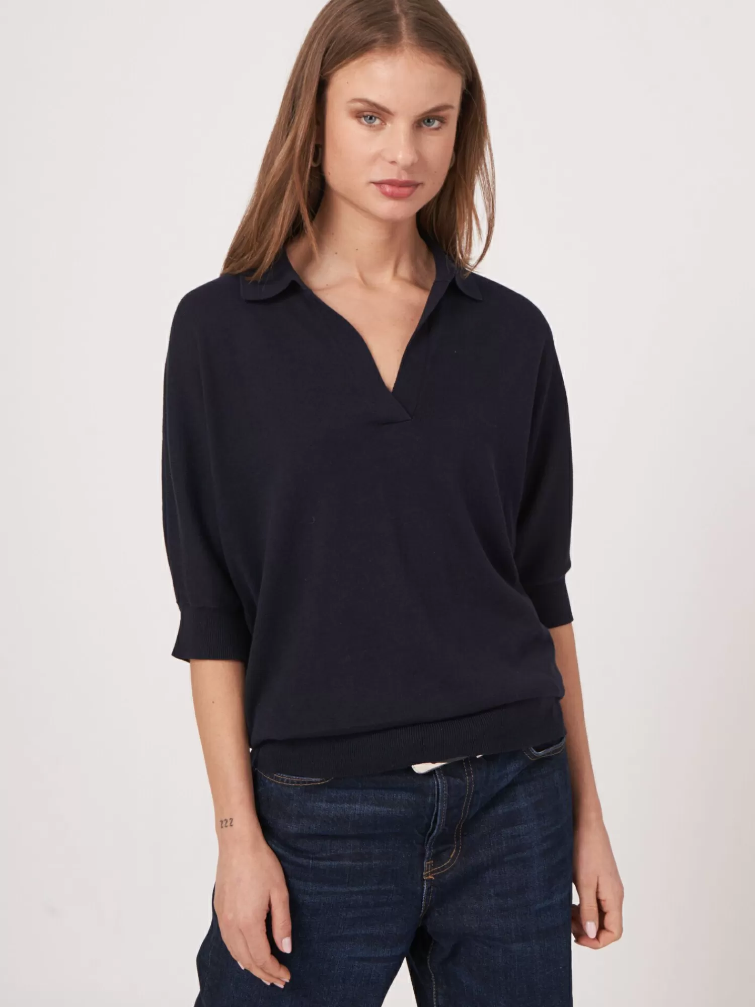 REPEAT cashmere Truien*Trui in katoen-mix met polokraag Navy